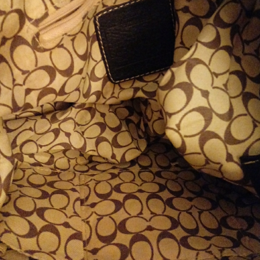 Purses - Picture 3 of 3